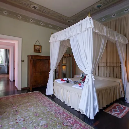 Aphrodite Sala Comacina